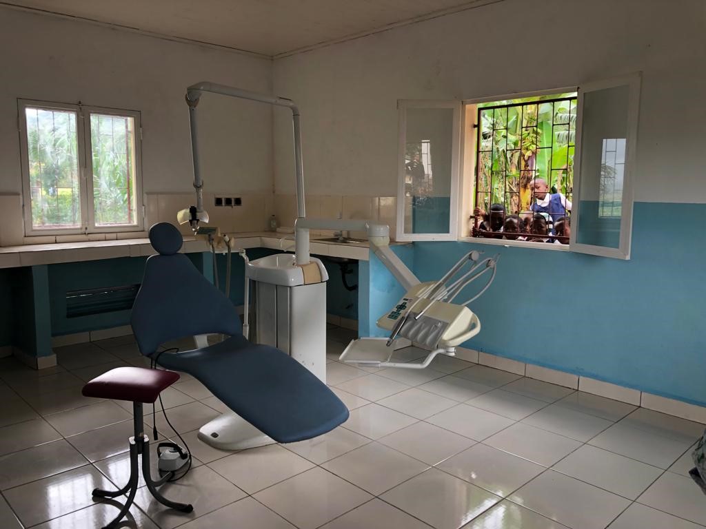 Cabinet dentaire Ambato 052022