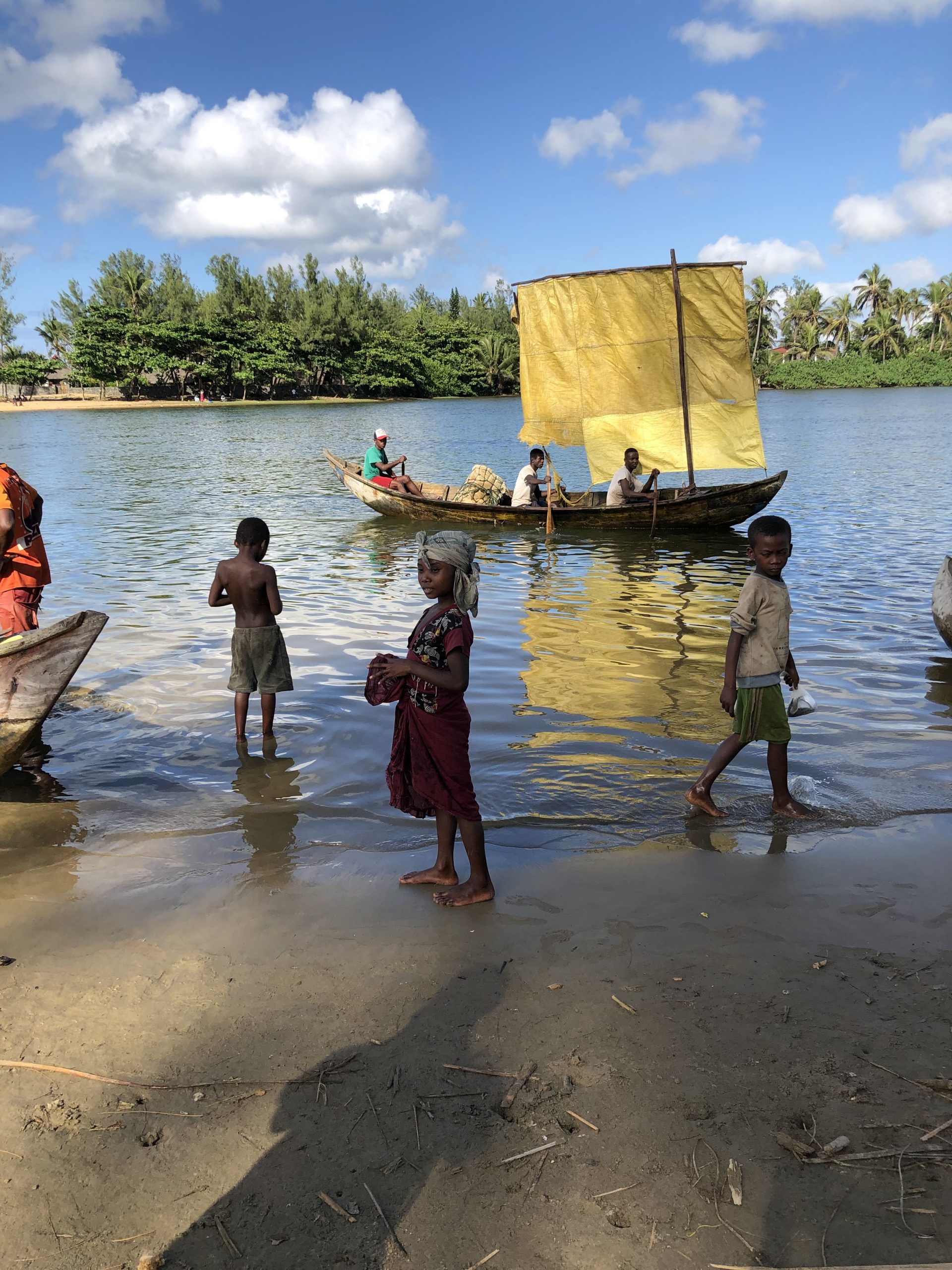 Rencontre des pêcheurs sur le canal des Pangalanes - Association OTM